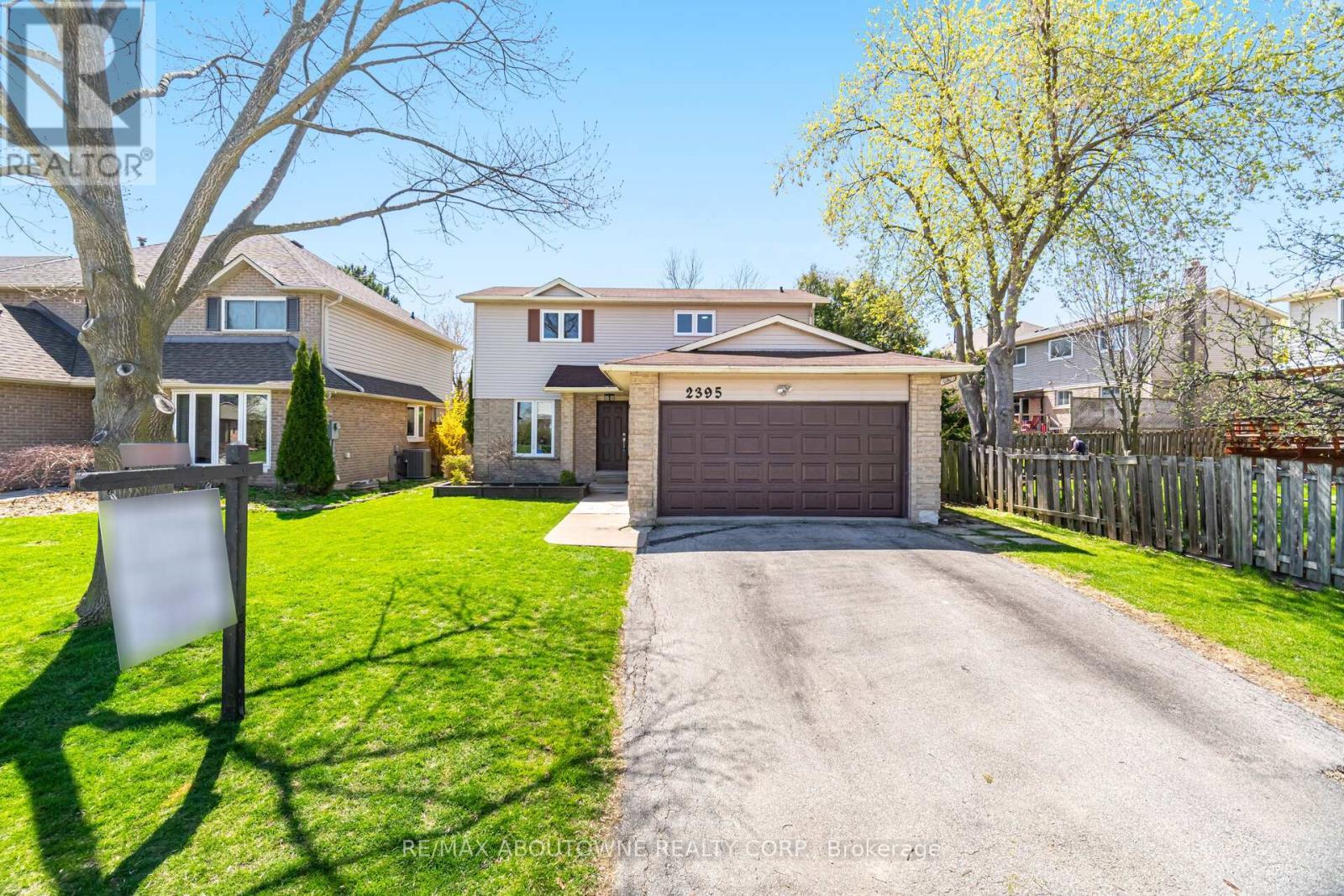 2395 Arnold Crescent, Burlington, ON