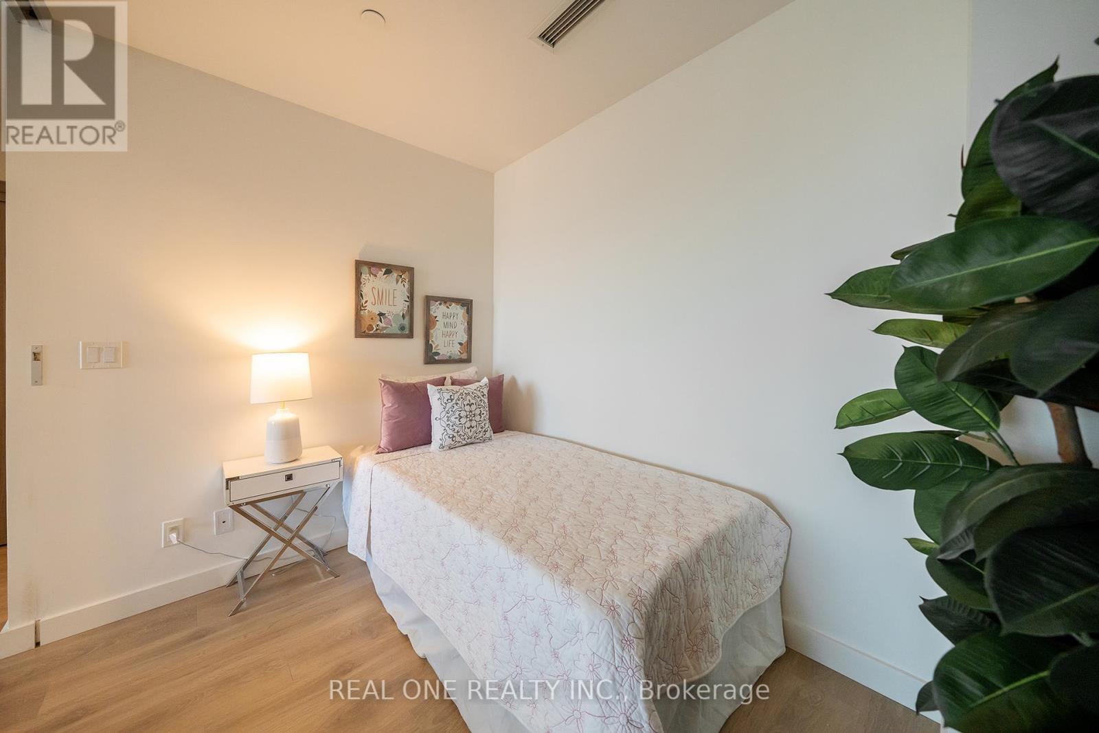 503 - 25 Mcmahon Drive, Toronto, ON