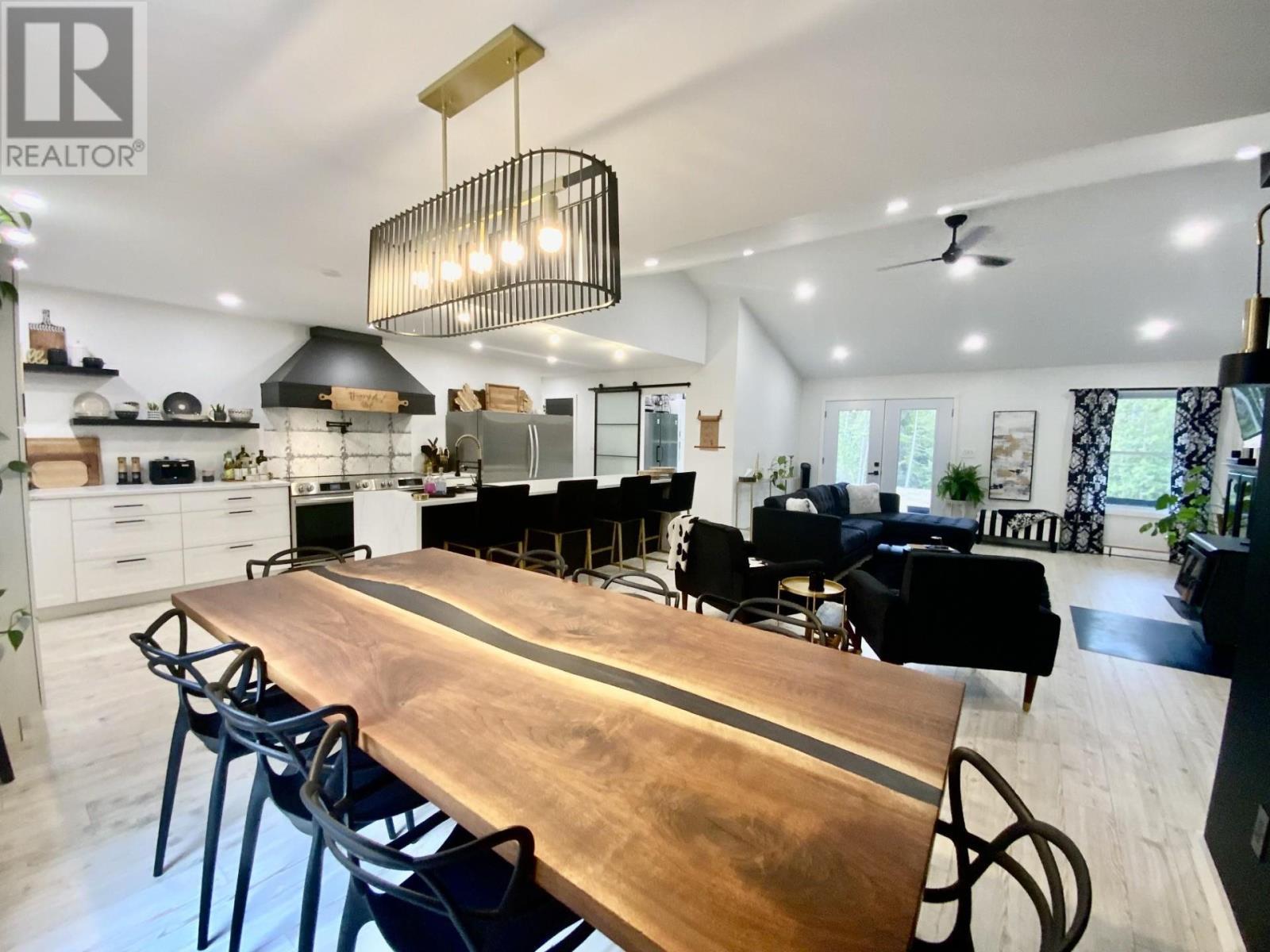 19 Northwoods Dr, Pancake, ON