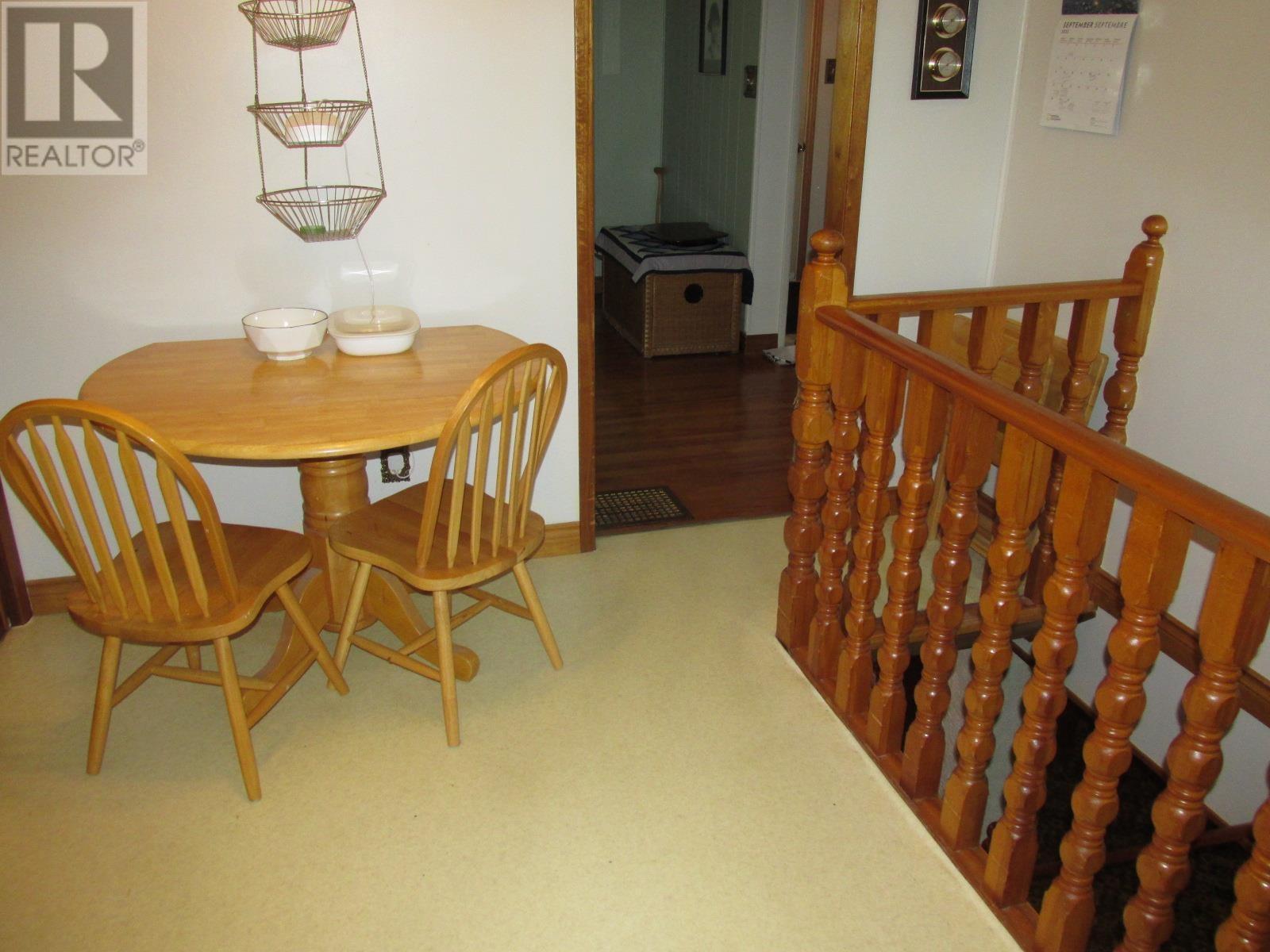 53 Valley Cres, Elliot Lake, ON