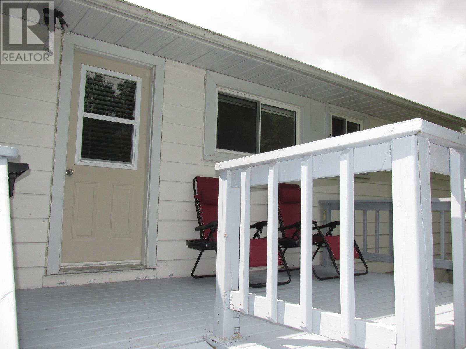 53 Valley Cres, Elliot Lake, ON