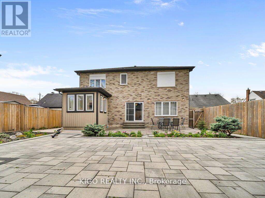 236 Neilson Avenue, Waterloo, ON