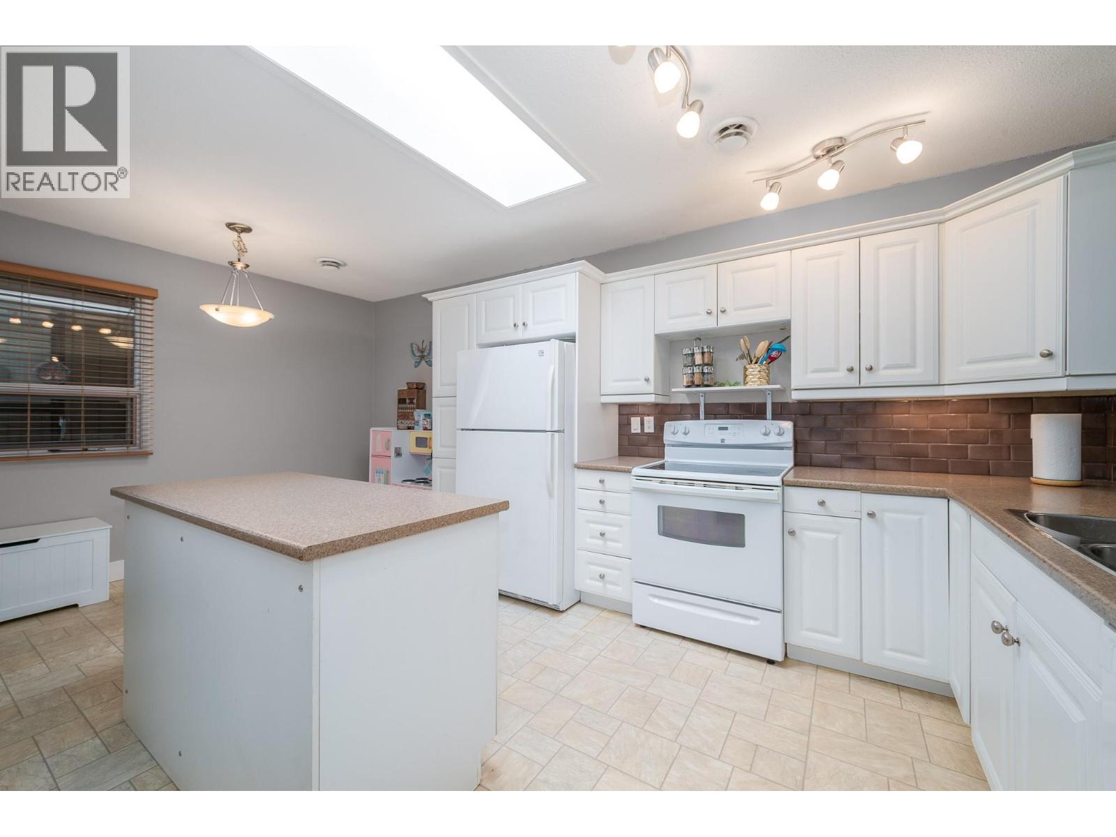 1660 Ufton Court Unit# 210, Kelowna, BC