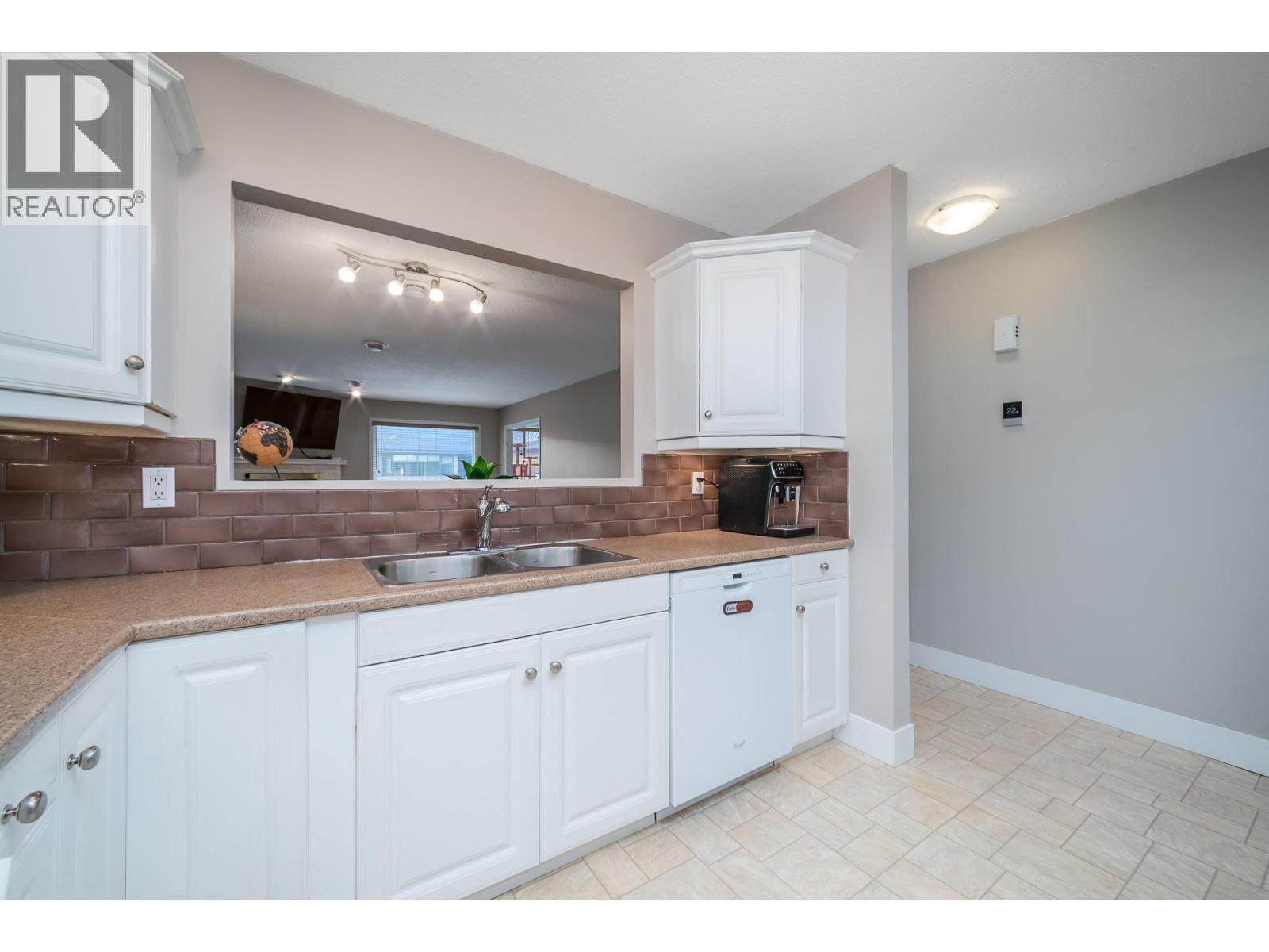 1660 Ufton Court Unit# 210, Kelowna, BC