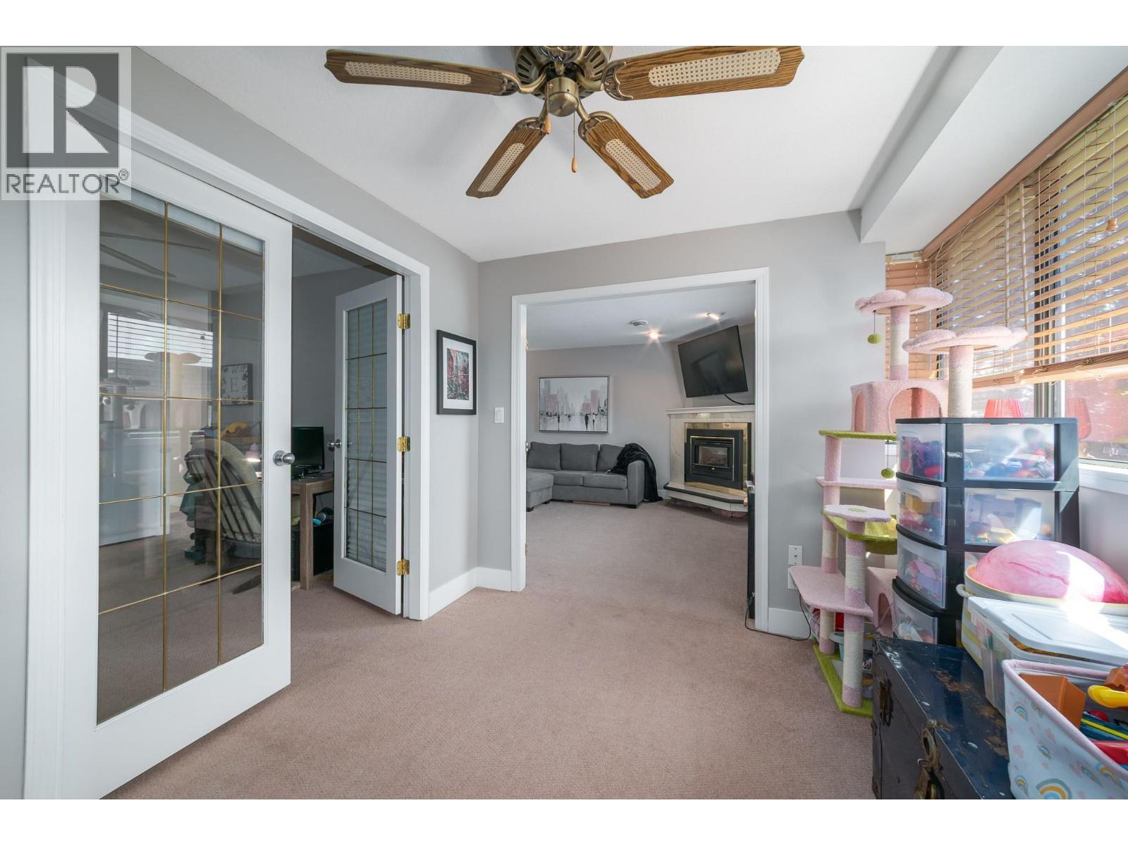 Den - 1660 Ufton Court Unit# 210, Kelowna, BC