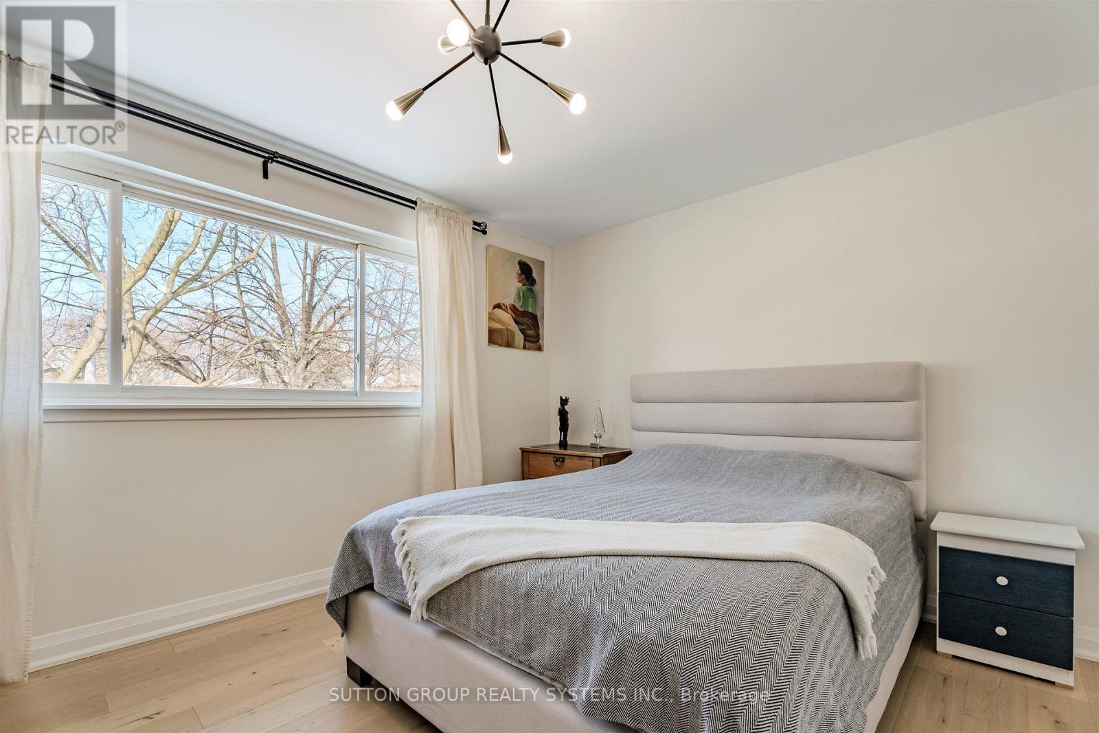 2280 Wiseman Court, Mississauga, ON