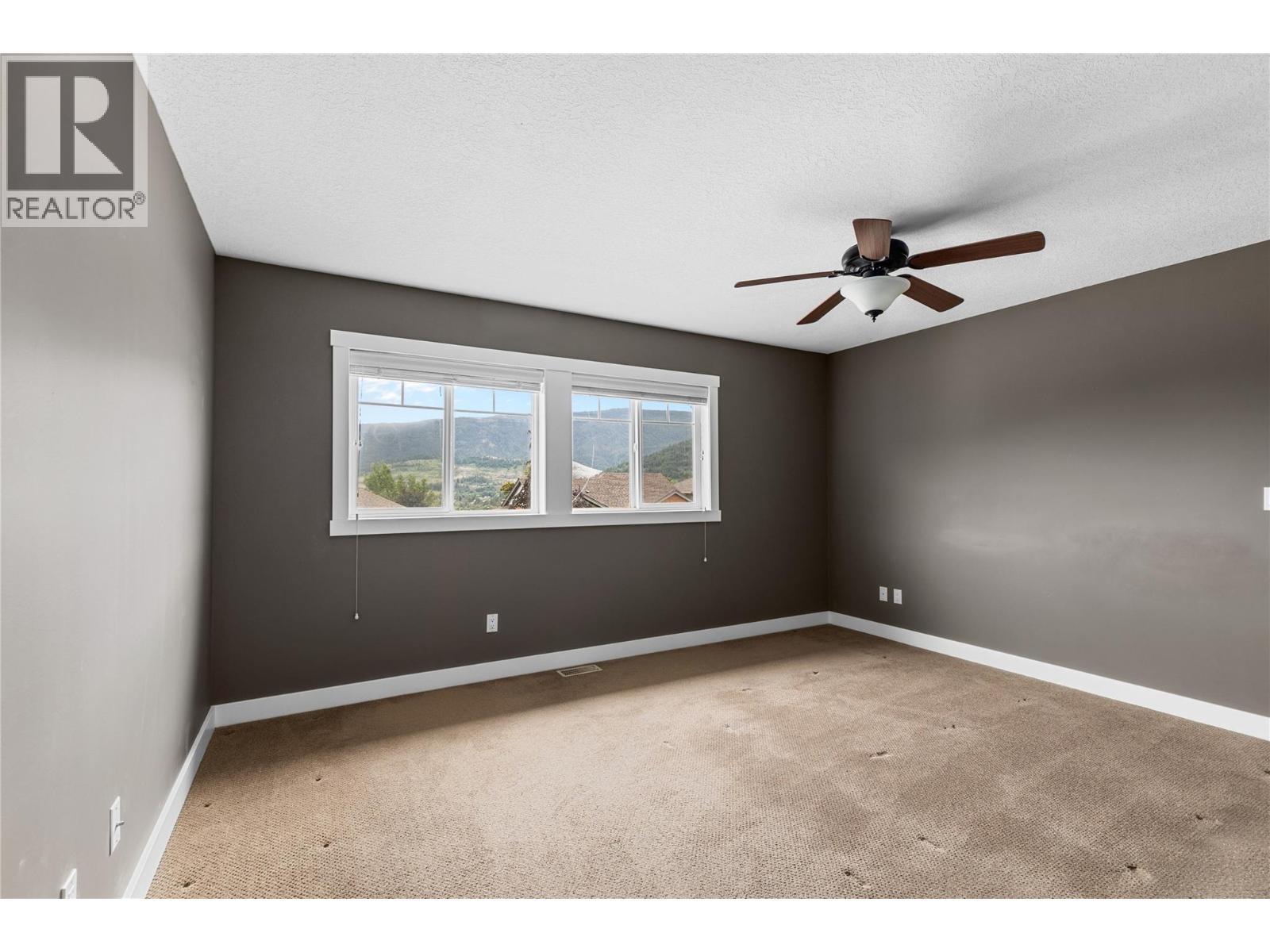 479 Middleton Way, Coldstream, BC - Indoor Photo Showing Other Room