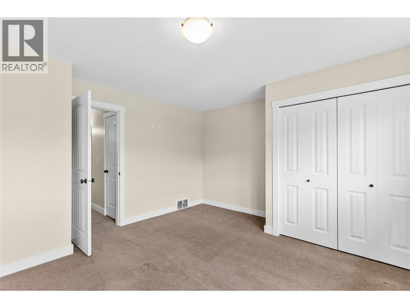 479 Middleton Way, Coldstream, BC - Indoor