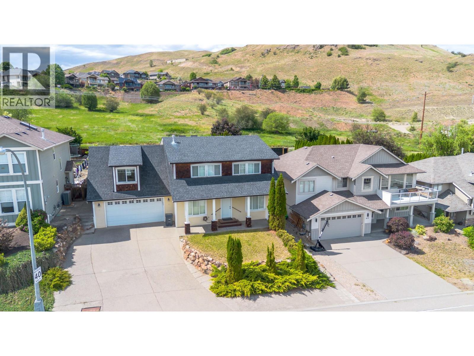 479 Middleton Way, Coldstream, BC - Outdoor With Facade