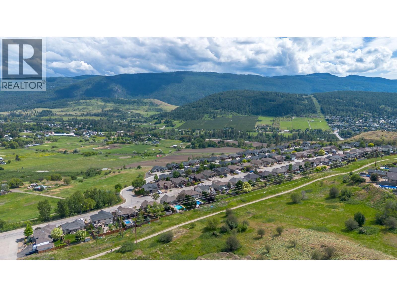 479 Middleton Way, Coldstream, BC - Outdoor With View