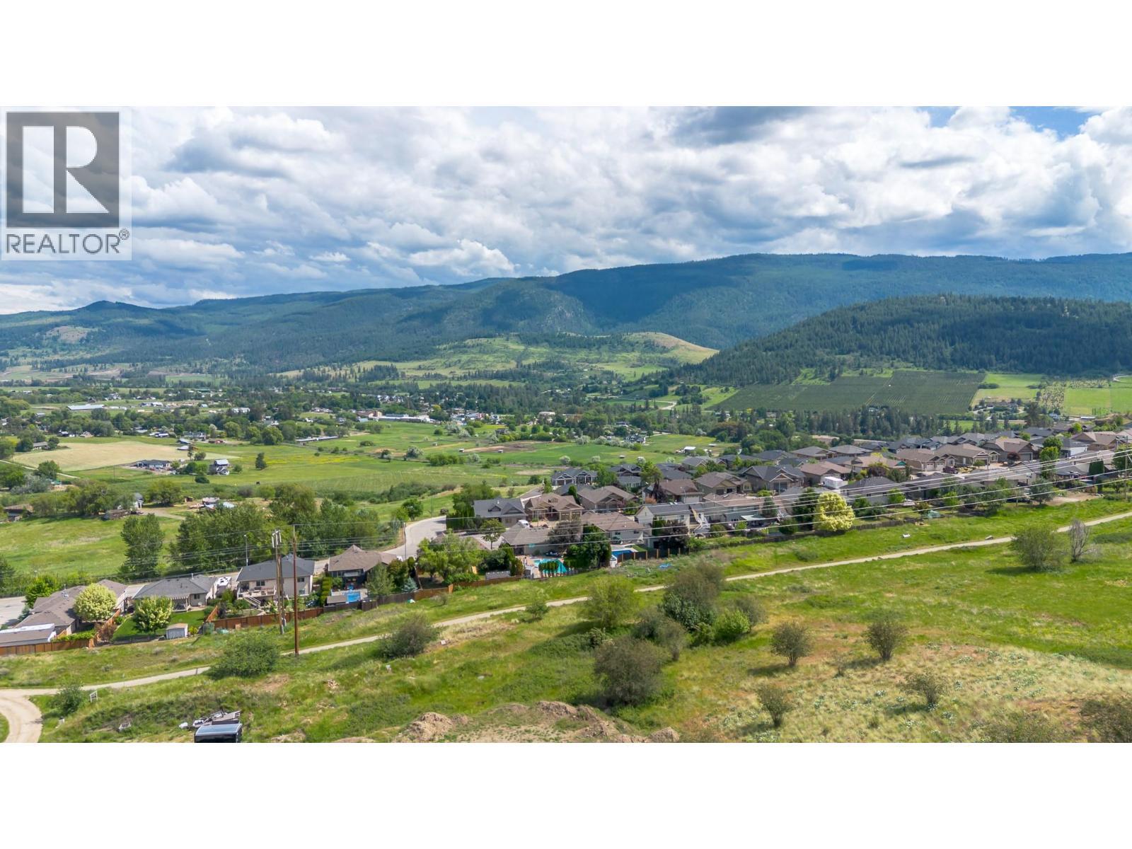 479 Middleton Way, Coldstream, BC - Outdoor With View