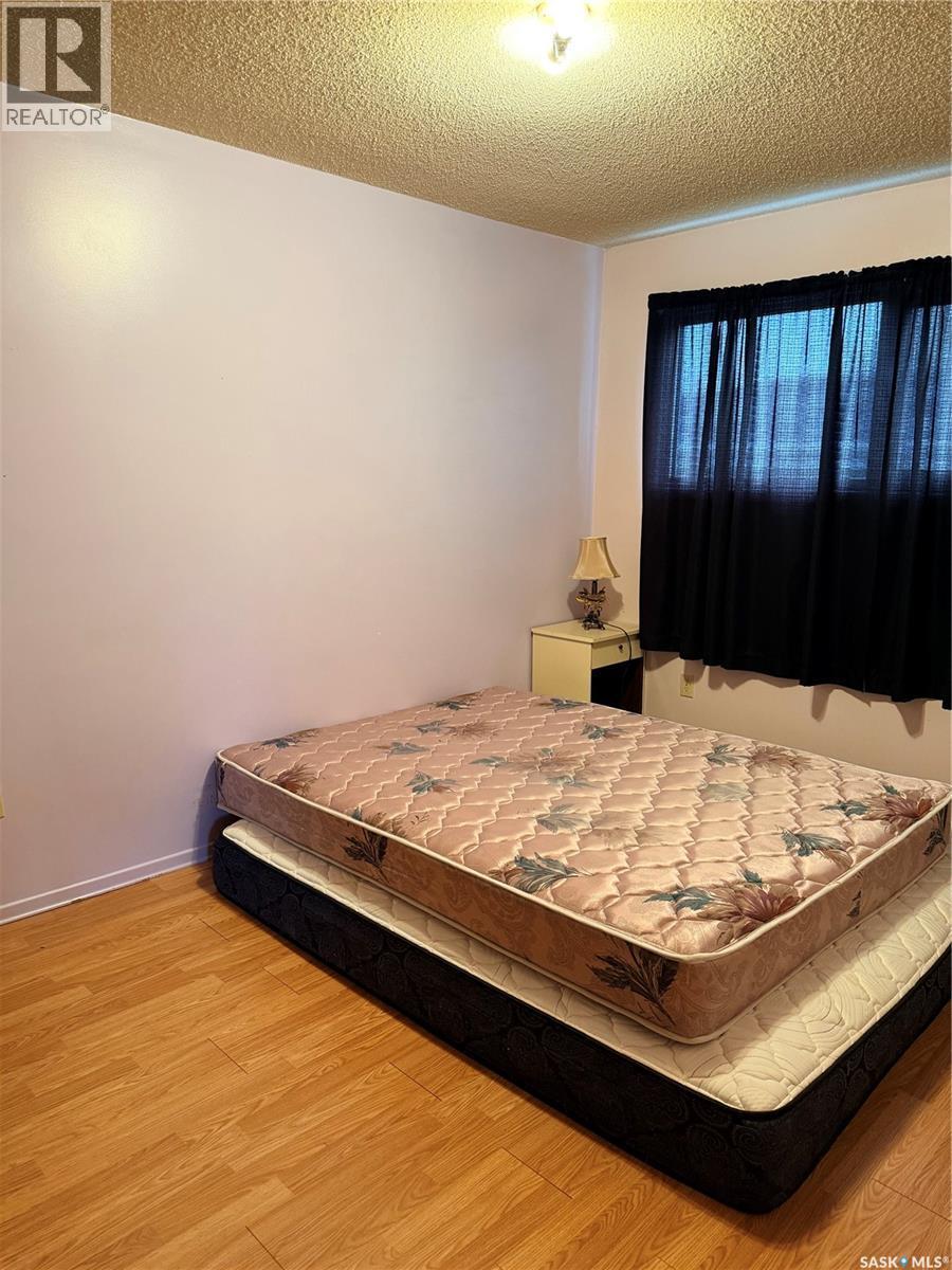 512 Mcnab Street, Burstall, SK