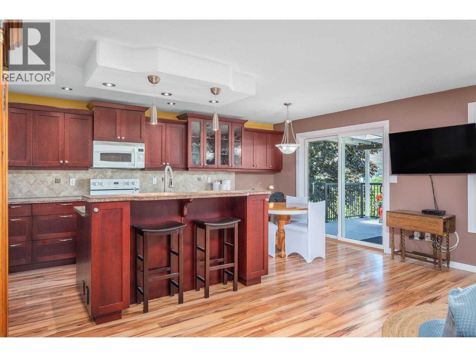 6777 Longacre Drive, Vernon, BC