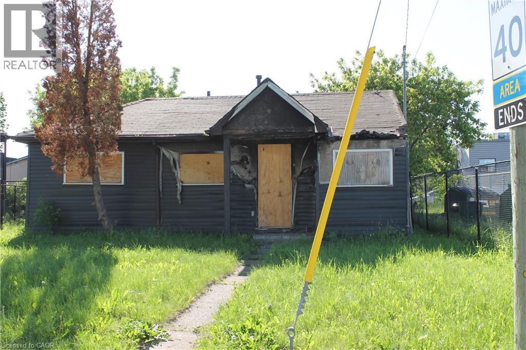 127 Robins Avenue, Hamilton, ON
