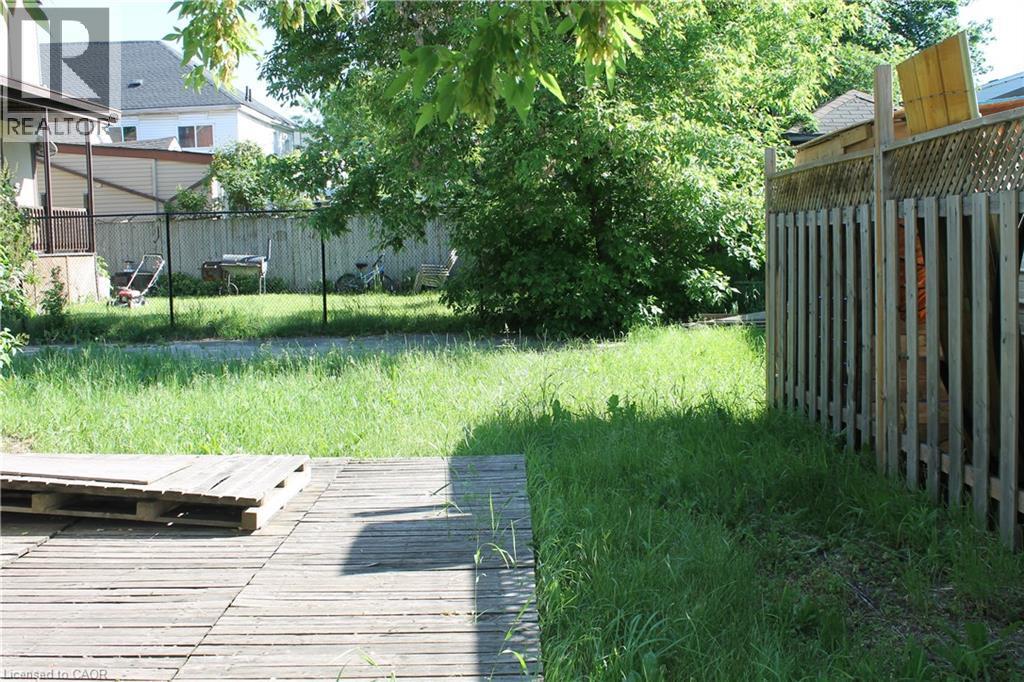 127 Robins Avenue, Hamilton, ON