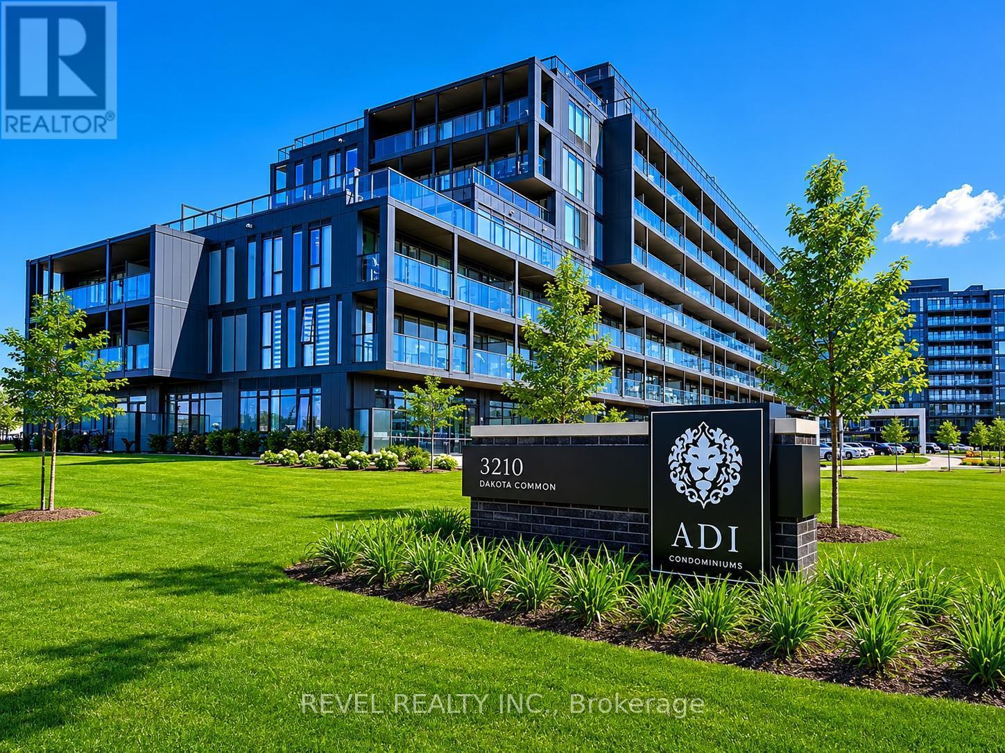 A223 - 3210 Dakota Common, Burlington, ON - Outdoor