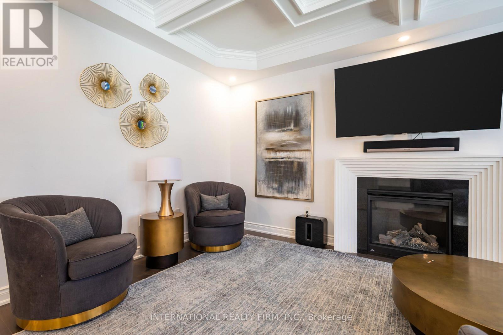Family Room - 233 Etheridge Avenue, Milton, ON