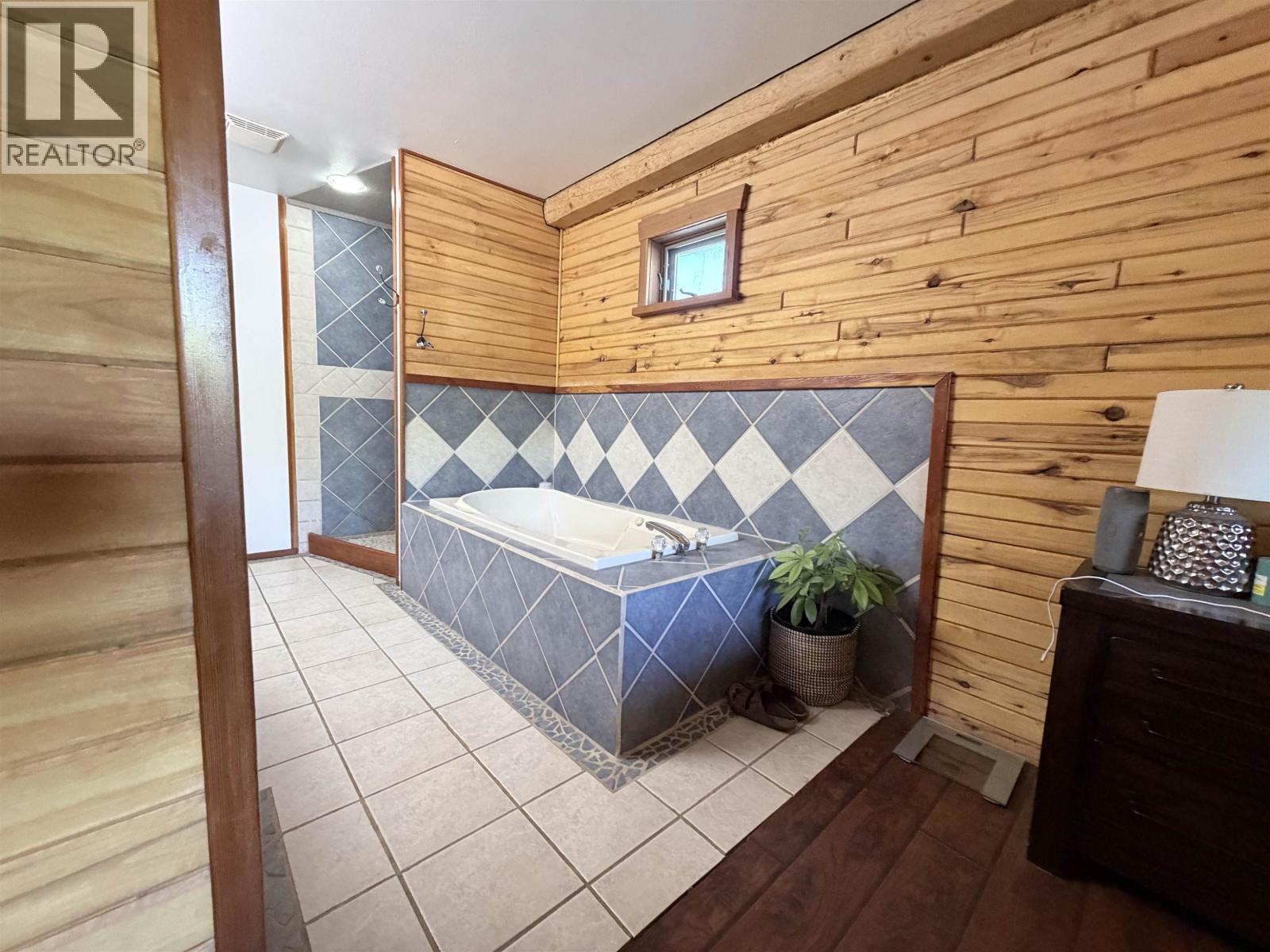 2827 Woodridge Road, Fort St. James, BC