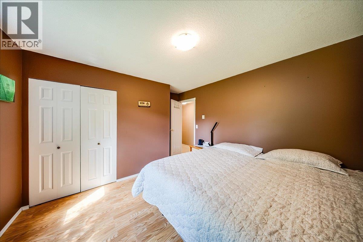 1545 Columbia Road, Ootischenia, BC