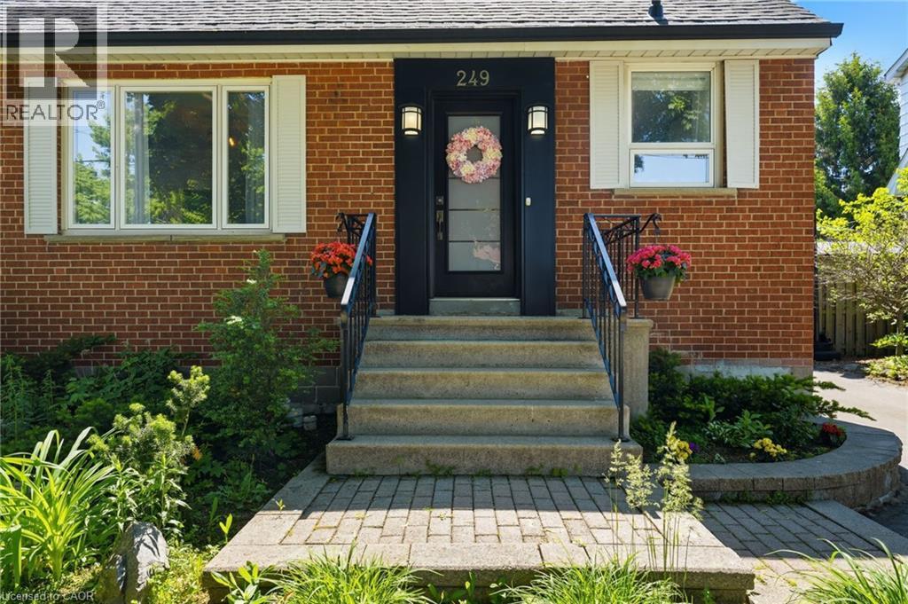 249 West 32Nd Street, Hamilton, ON