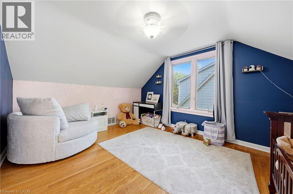 249 West 32Nd Street, Hamilton, ON