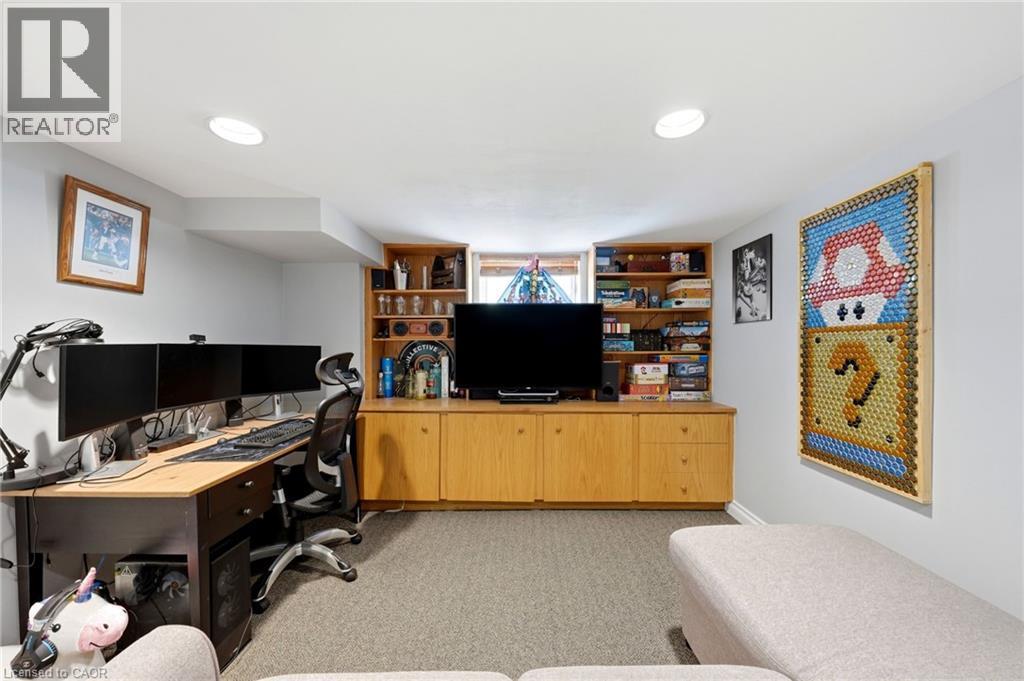 249 West 32Nd Street, Hamilton, ON