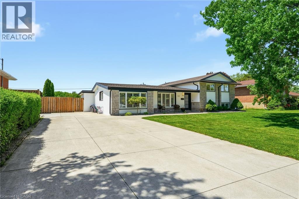35 Emily Street, Grimsby, ON