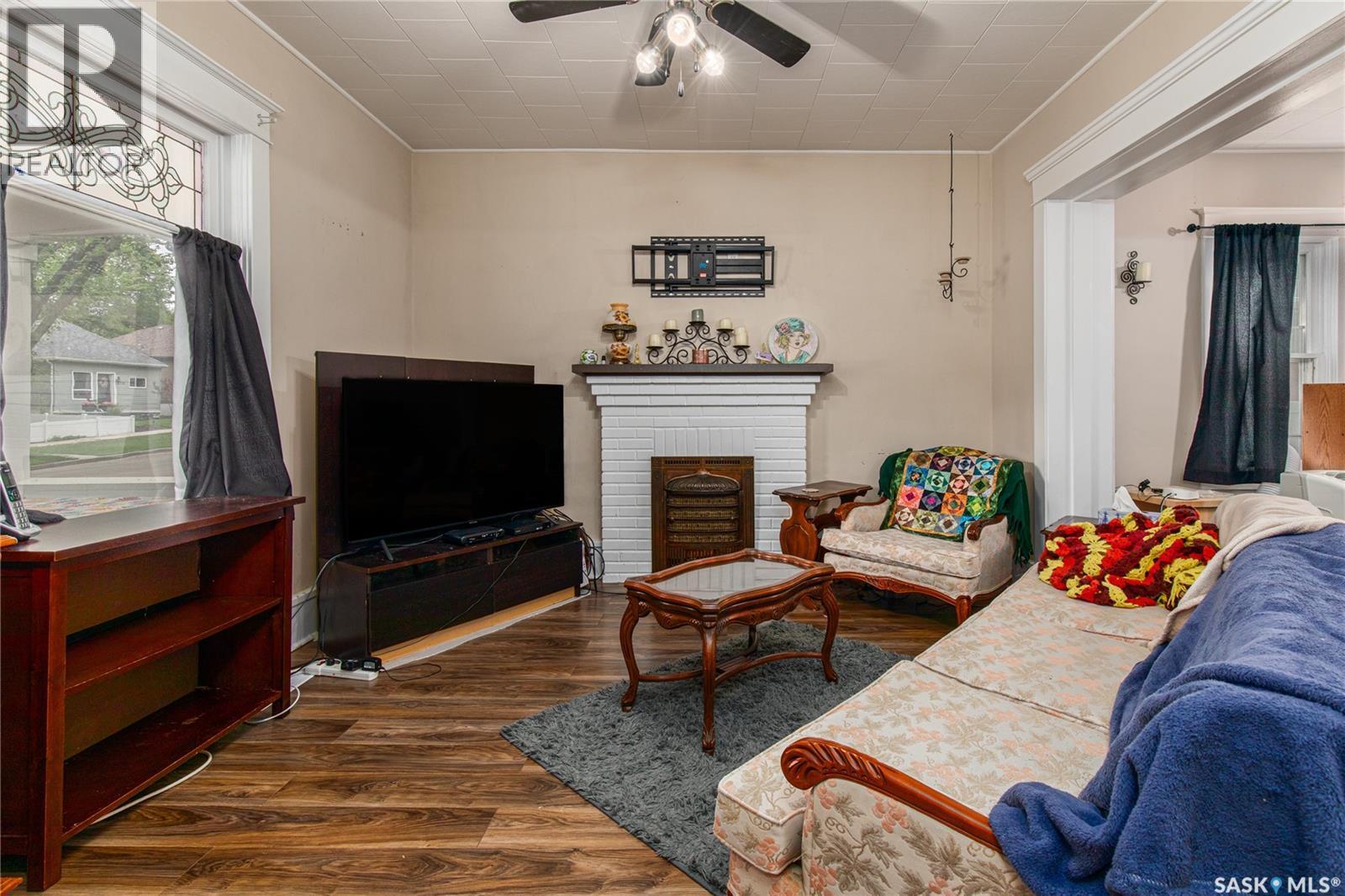 1059 Willow Avenue, Moose Jaw, SK