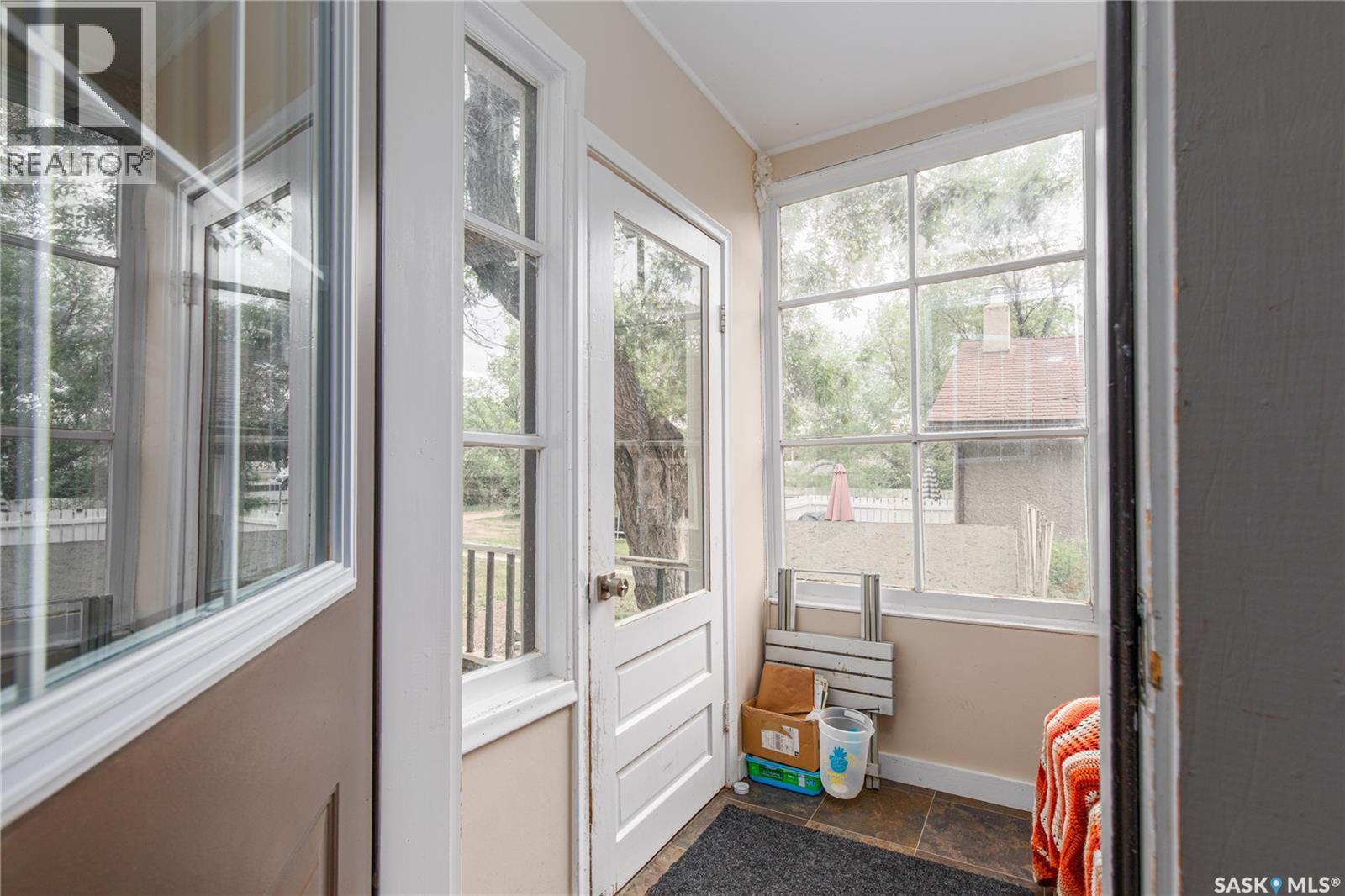 1059 Willow Avenue, Moose Jaw, SK