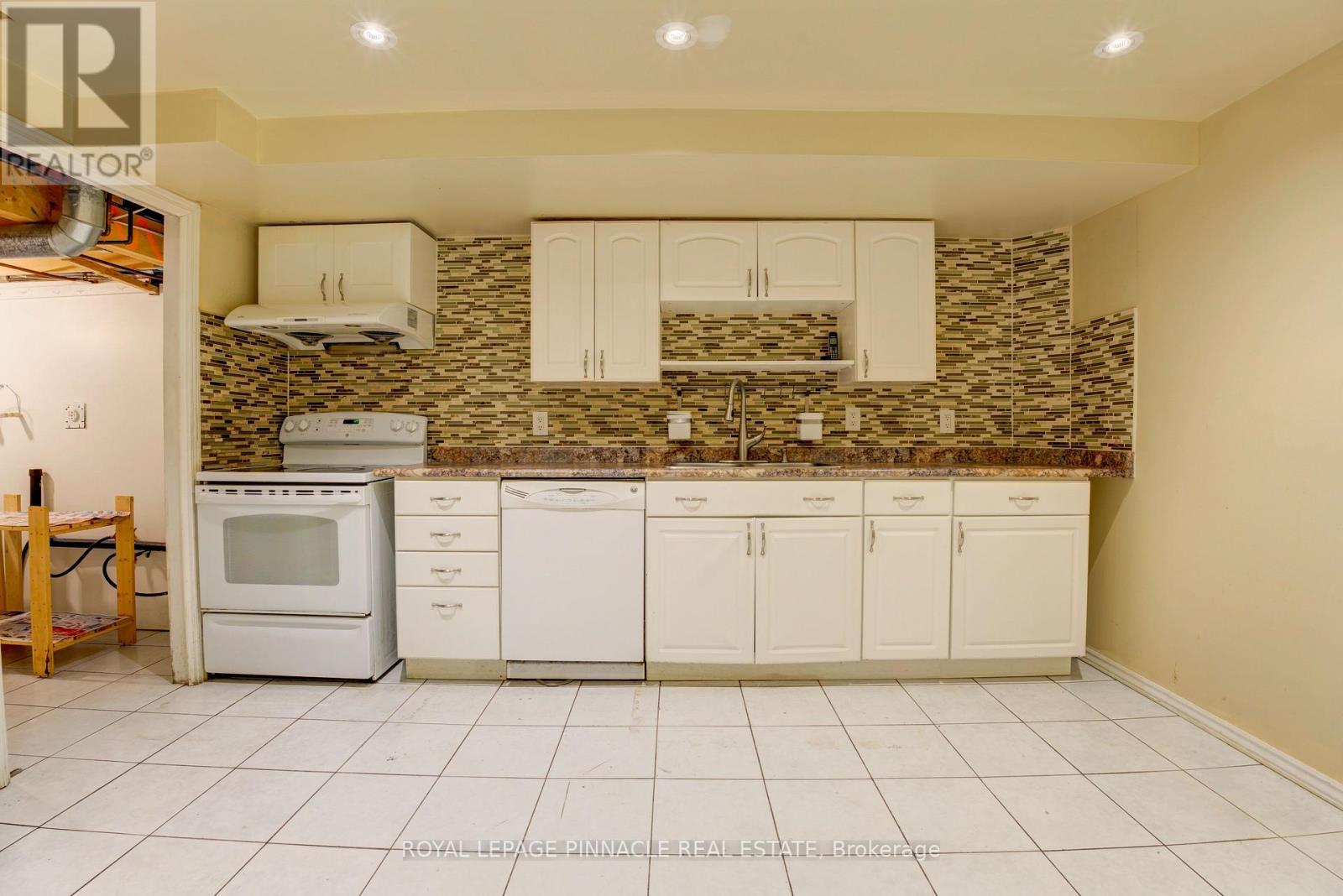 5921 Summerside Drive, Mississauga, ON