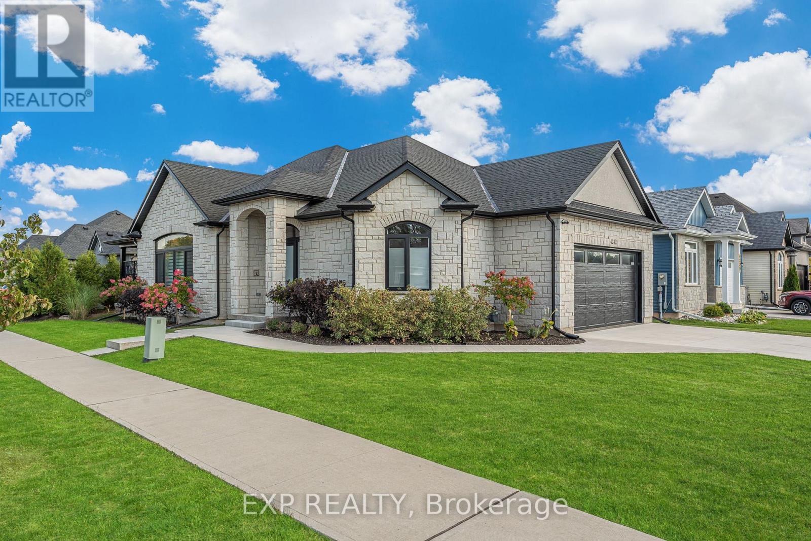 4242 Village Creek Drive, Fort Erie (Stevensville), ON