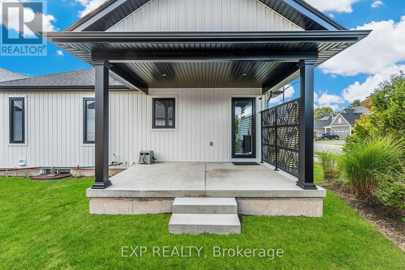 4242 Village Creek Drive, Fort Erie (Stevensville), ON
