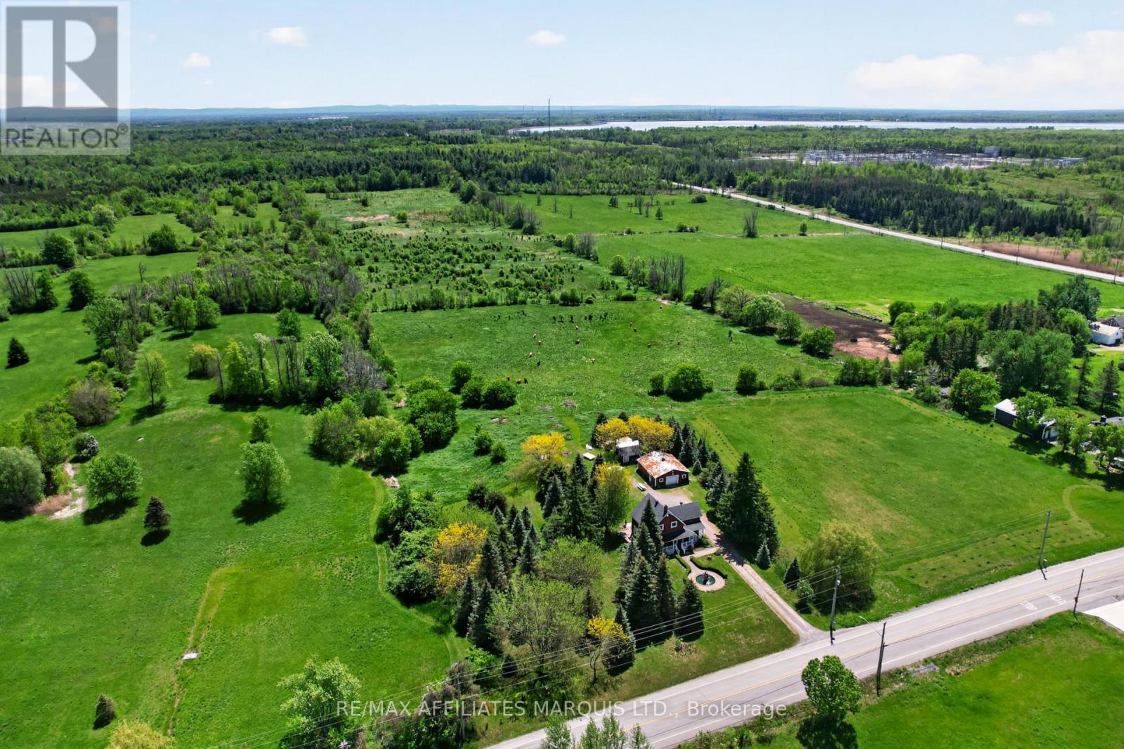 1590 Cornwall Centre Road, Cornwall, ON