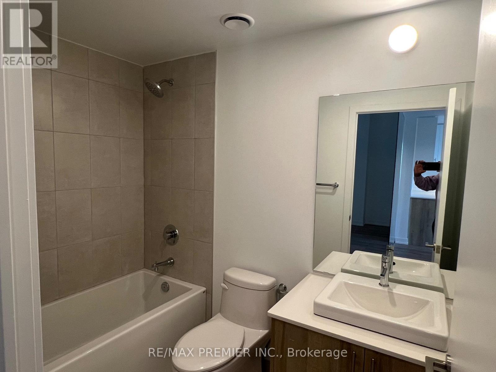 903 - 1195 The Queensway, Toronto, ON
