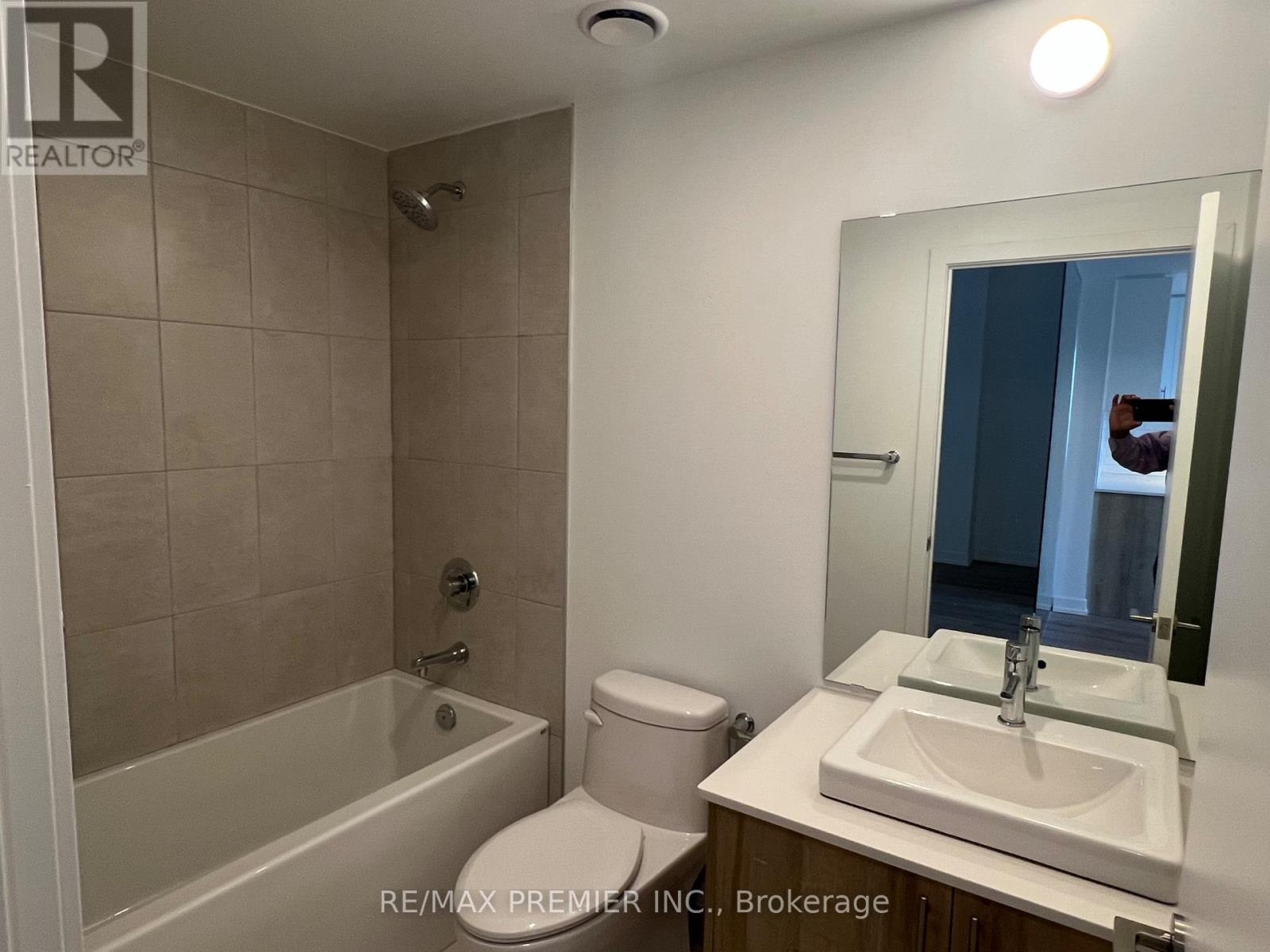 903 - 1195 The Queensway, Toronto, ON