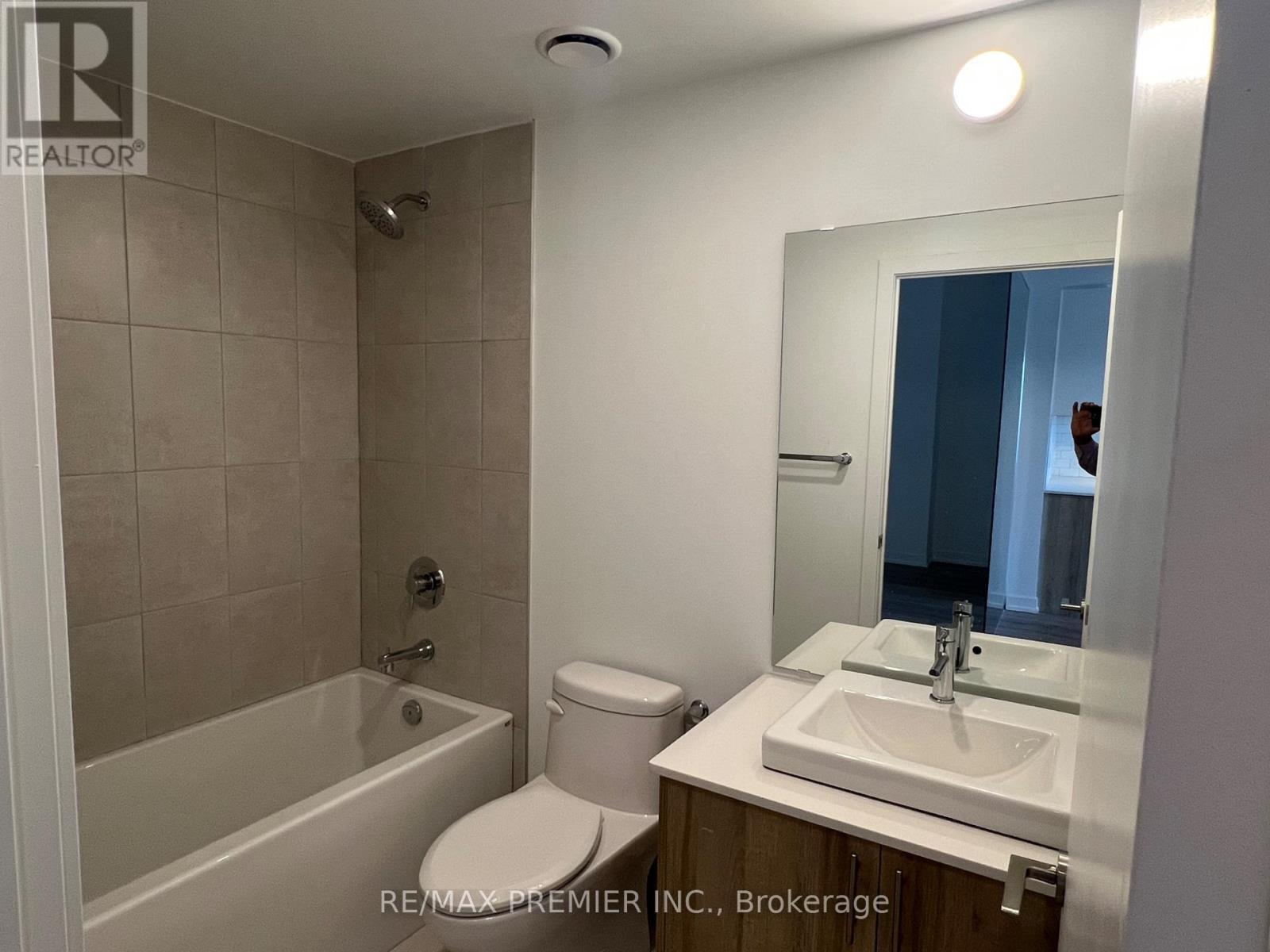 903 - 1195 The Queensway, Toronto, ON