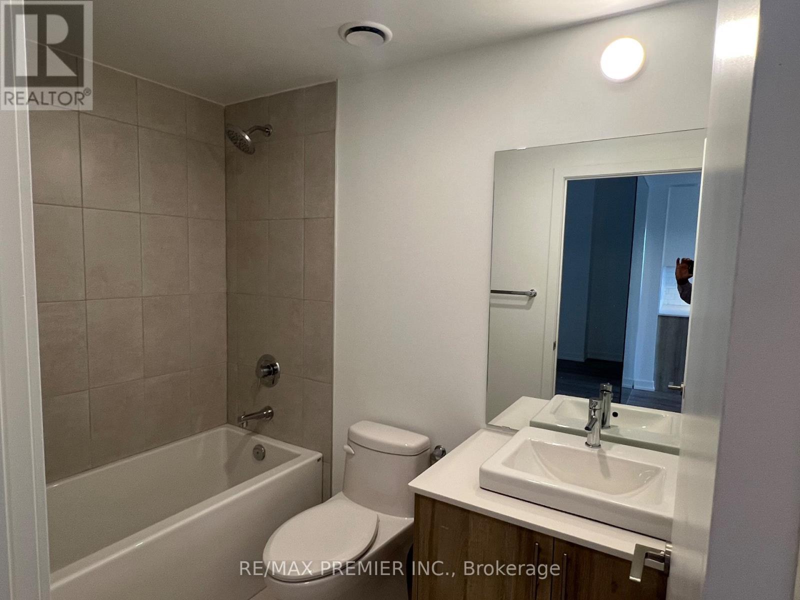 903 - 1195 The Queensway, Toronto, ON
