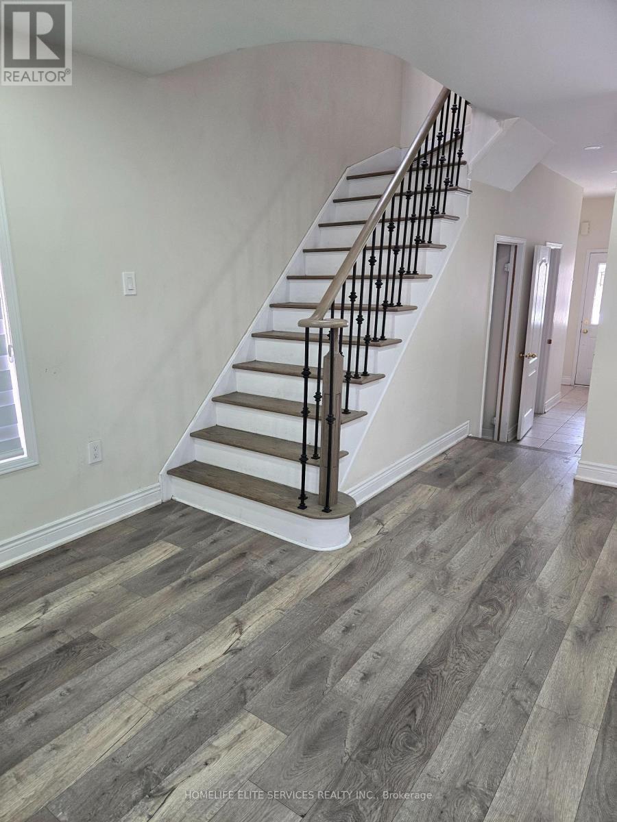110 Crystalview Crescent, Brampton, ON