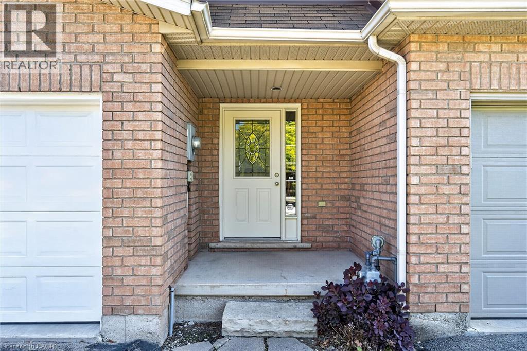 33 Willow Lane, Grimsby, ON