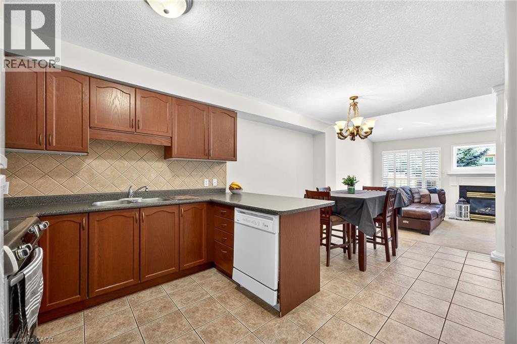 33 Willow Lane, Grimsby, ON