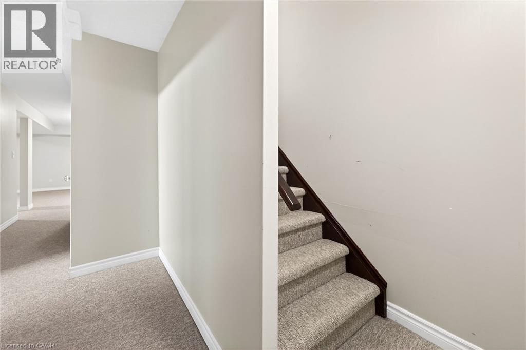 33 Willow Lane, Grimsby, ON