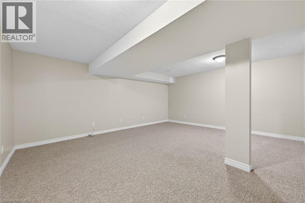 33 Willow Lane, Grimsby, ON