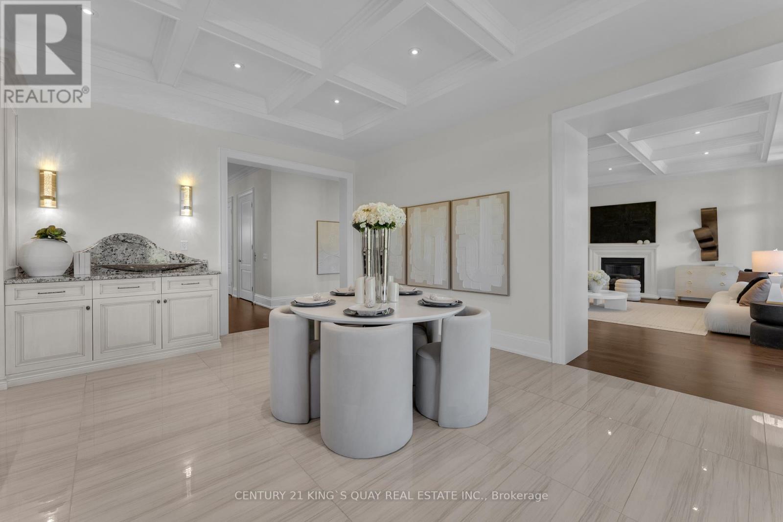 32 Hogan Court, King, ON