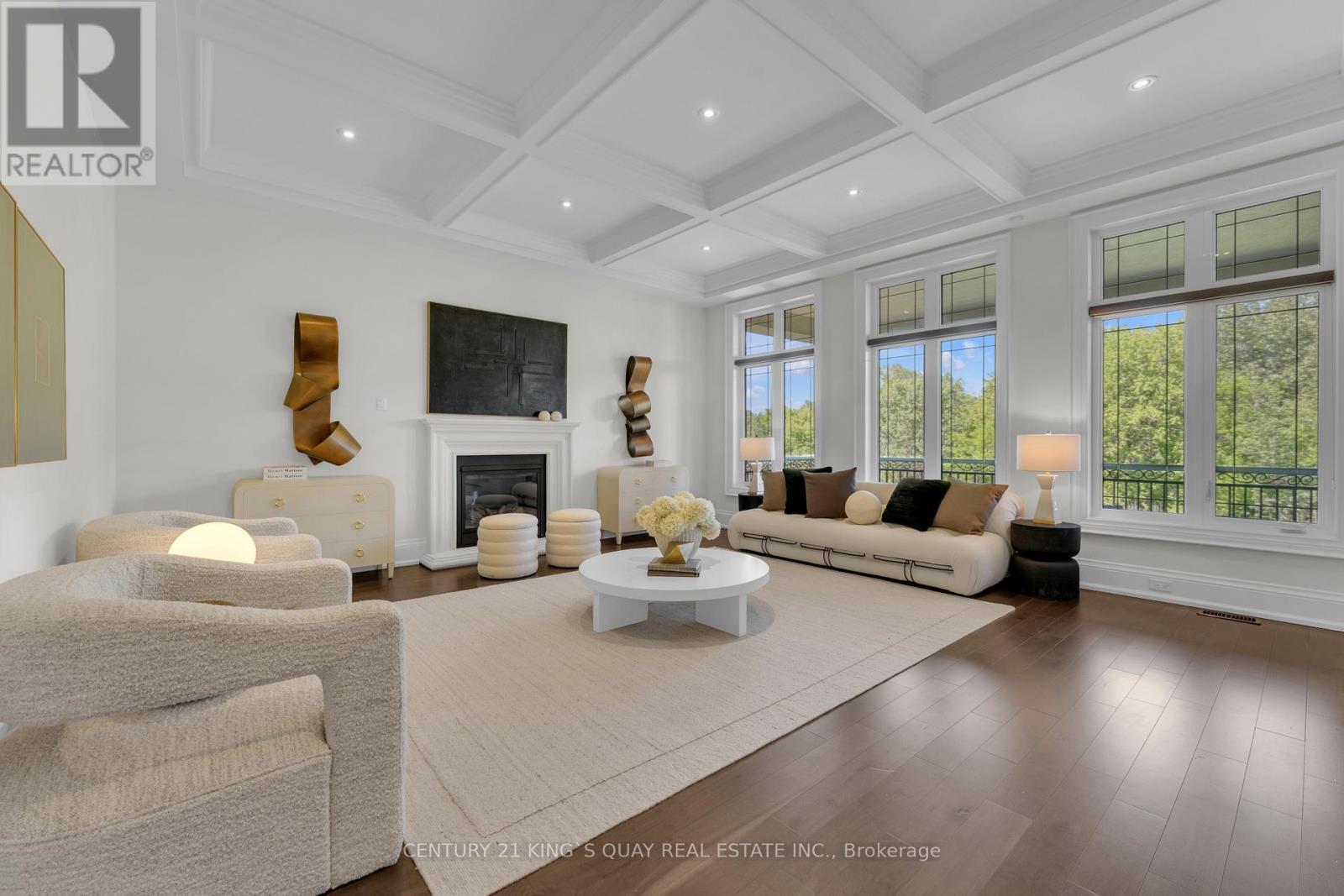 32 Hogan Court, King, ON