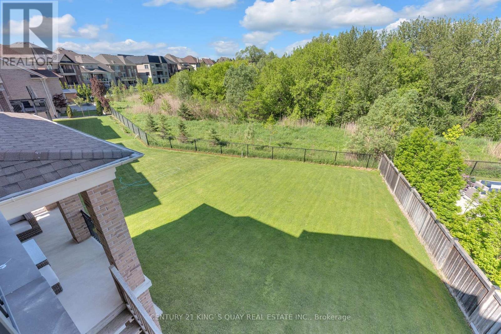 32 Hogan Court, King, ON