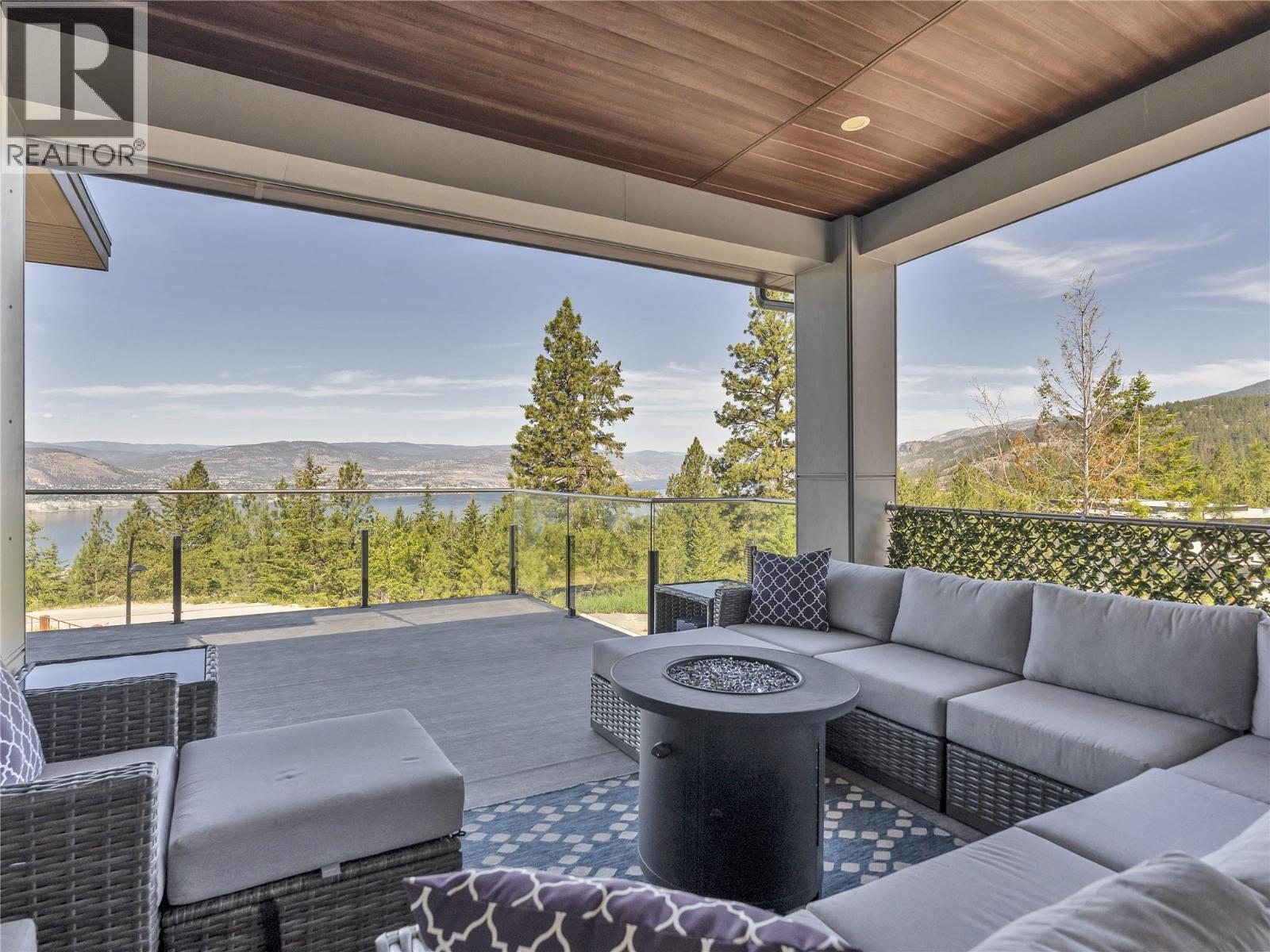 3060 Outlook Way, Naramata, BC