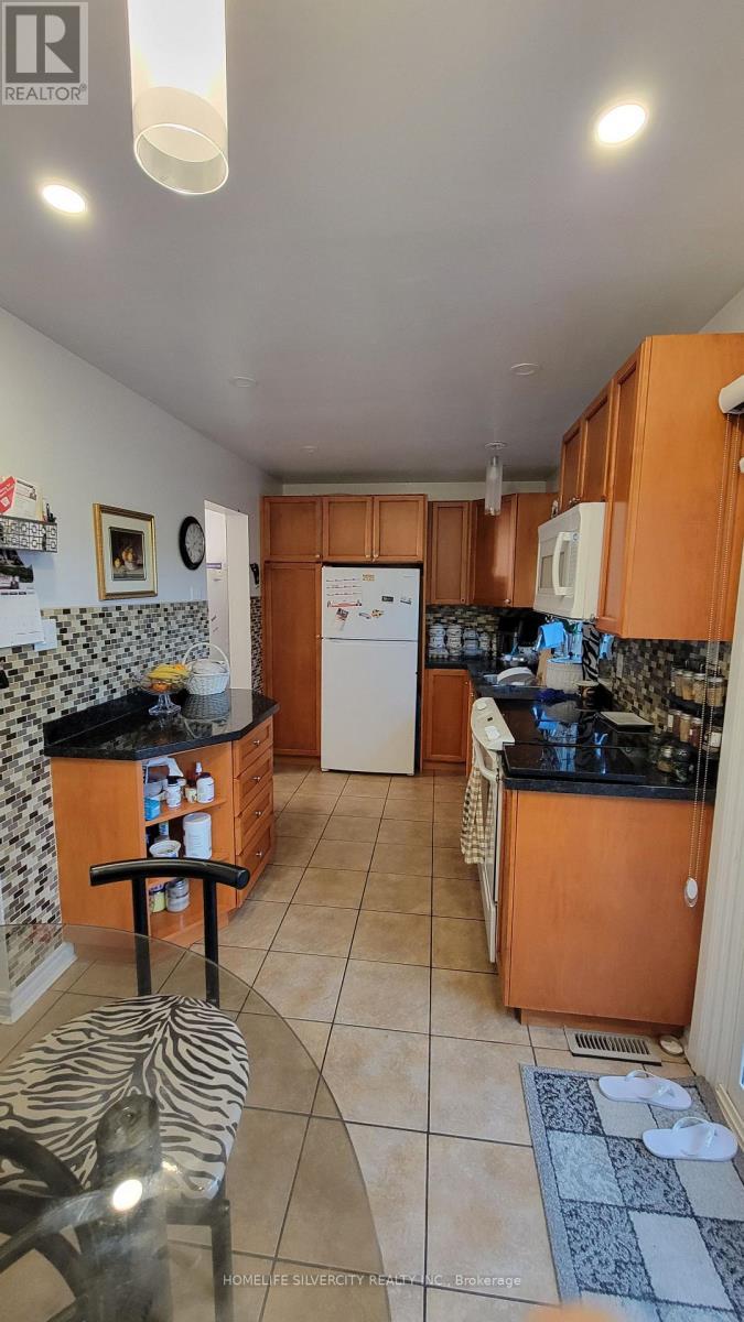 36 - 900 Central Park Drive, Brampton, ON