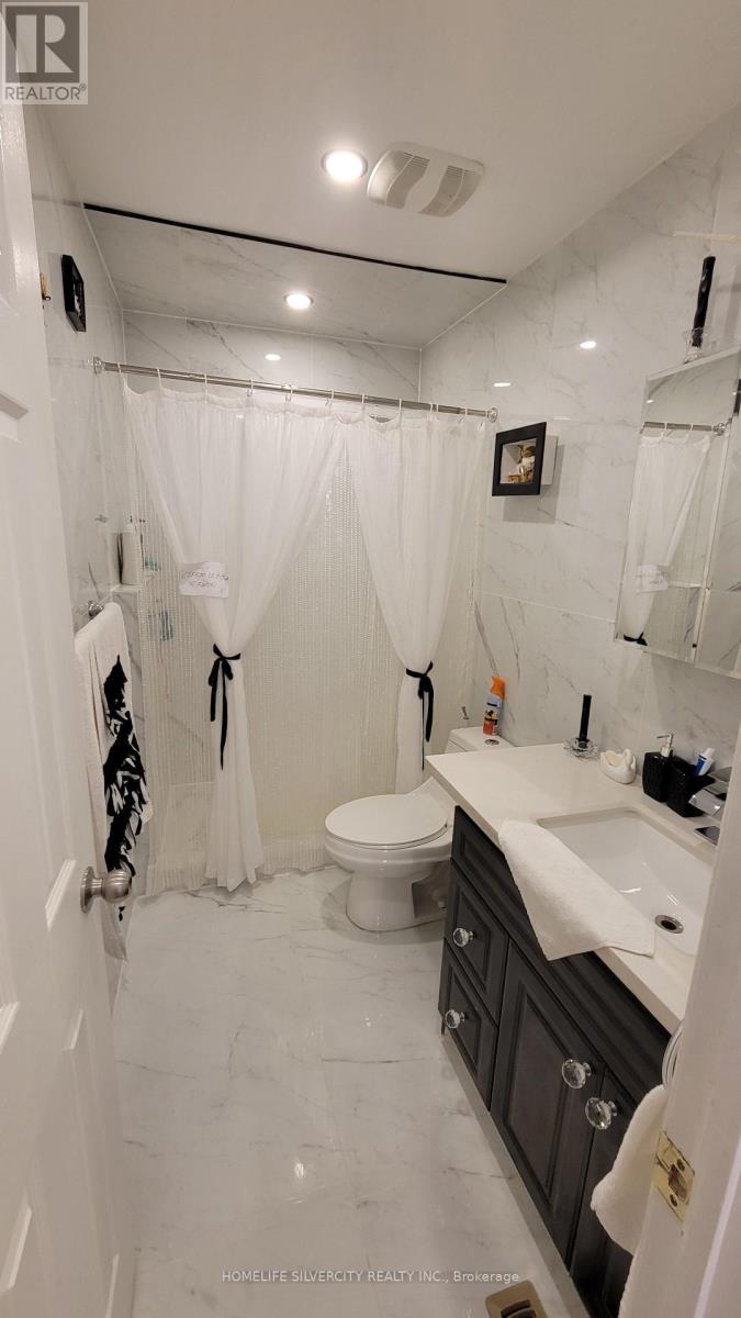36 - 900 Central Park Drive, Brampton, ON