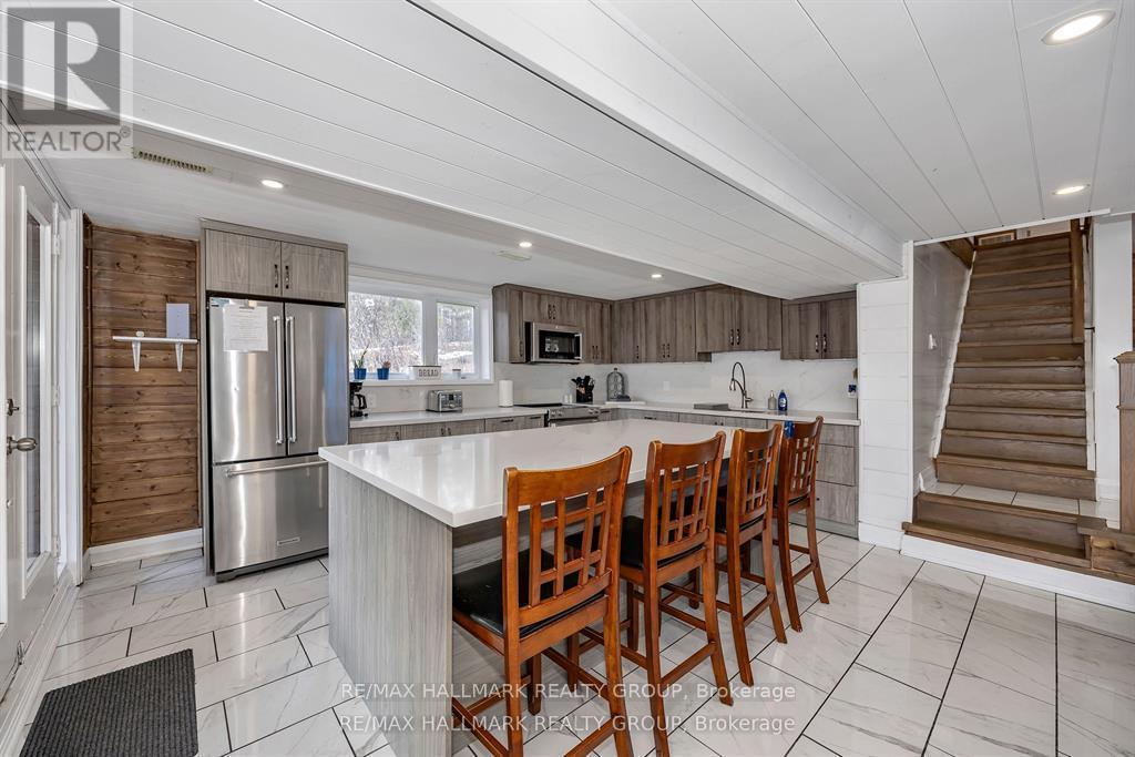 2294 Myers Cave Road, Frontenac (Frontenac North), ON