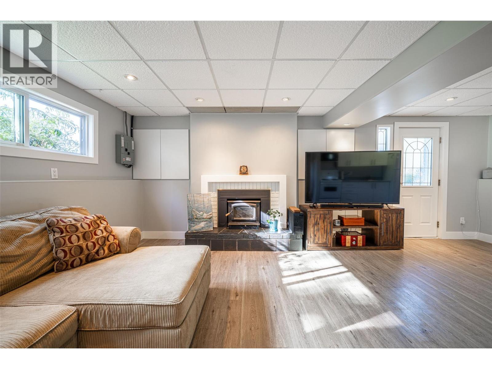 201 Mail Road, Kelowna, BC
